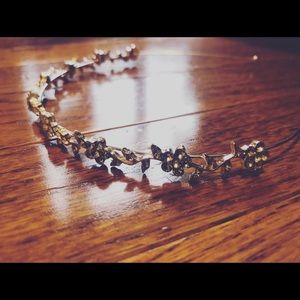 Beautiful silver headband!!